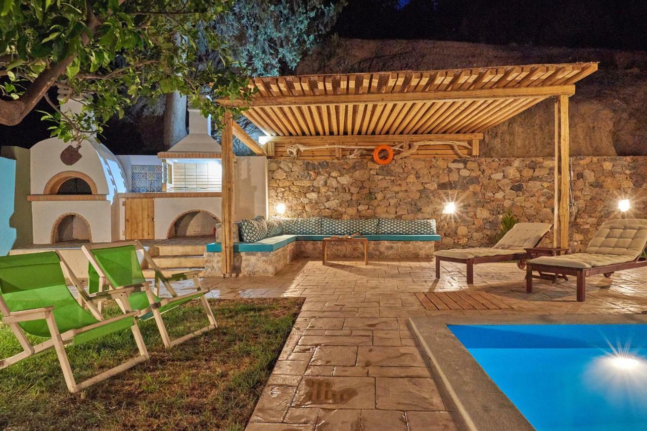 Pura Vida Villa Rodakino Exterior photo