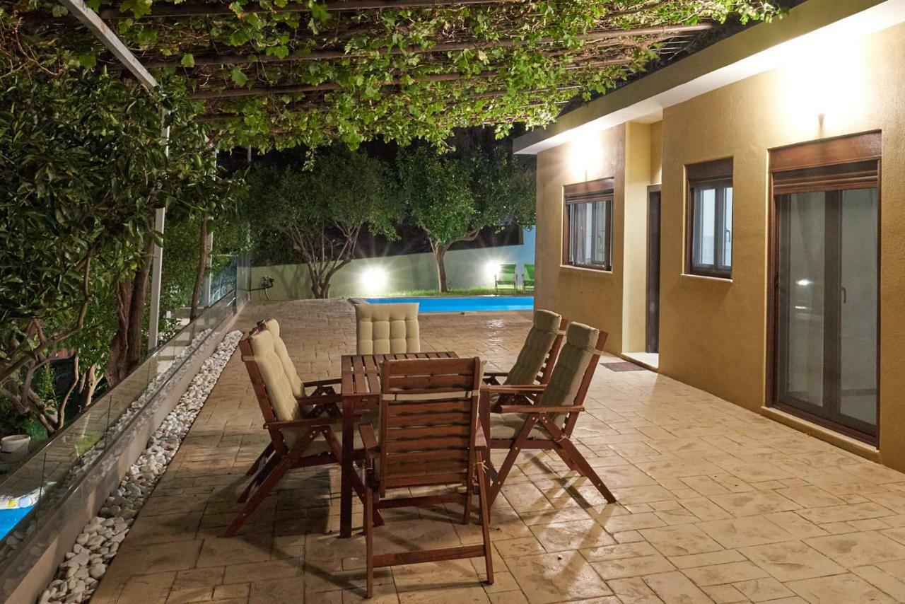 Pura Vida Villa Rodakino Exterior photo